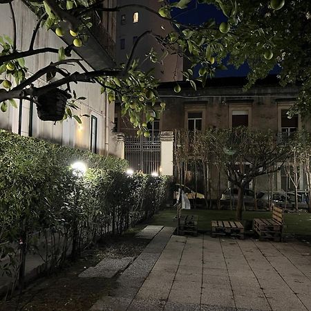Il Giardino E Gli Affreschi Bed & Breakfast Catania Exterior photo