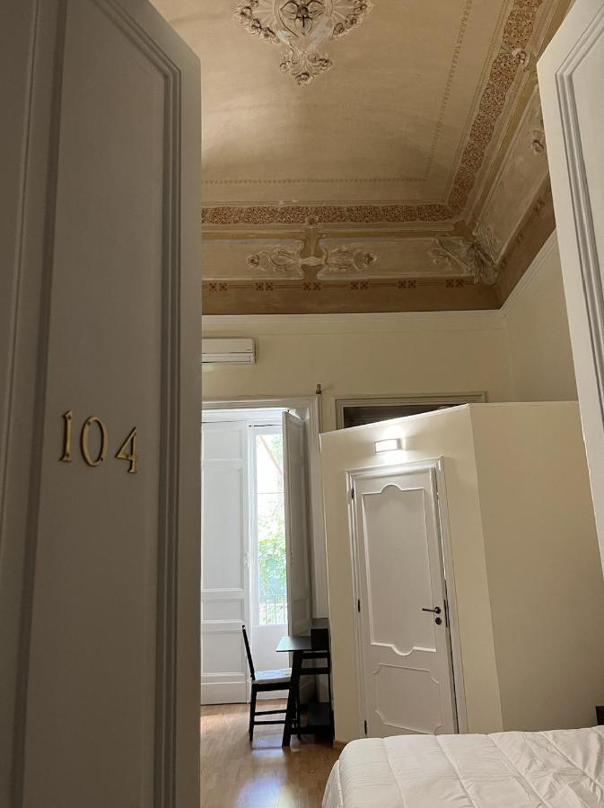 Il Giardino E Gli Affreschi Bed & Breakfast Catania Exterior photo