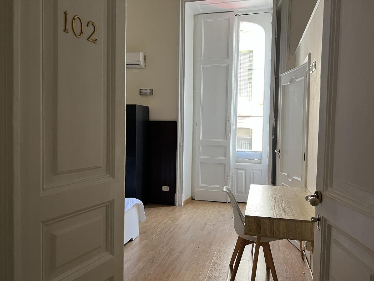 Il Giardino E Gli Affreschi Bed & Breakfast Catania Exterior photo